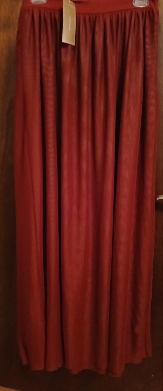 New Francesca's Alya Cranberry Red Full Length Small Skirt Long Holiday Party